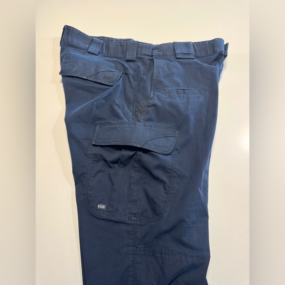5.11 Tactical Men’s Pants Large 34/36 Blue Cargo Ripstop Reinforced Knee Butt - Picture 4 of 10